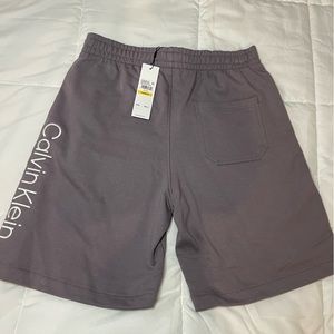 NWT Calvin Klein Mens French Terry Shorts Gray Ridge Logo Drawstring Sweats